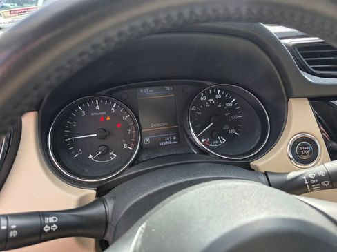Used 2018 Nissan Rogue SL w/ Premium Package AWD/4WD image 20