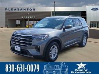 New 2025 Ford Explorer Active w/ Active Comfort Package video 1