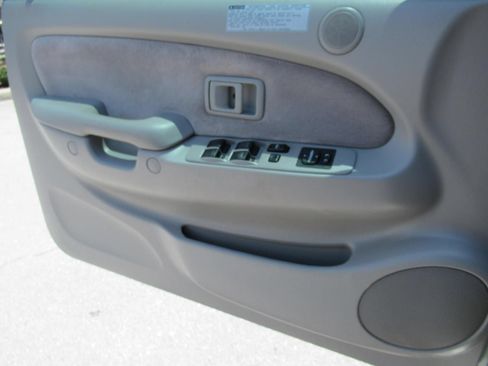 Used 2004 Toyota Tacoma PreRunner RWD image 23