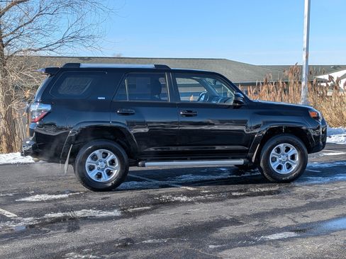 Certified 2023 Toyota 4Runner SR5 image 9