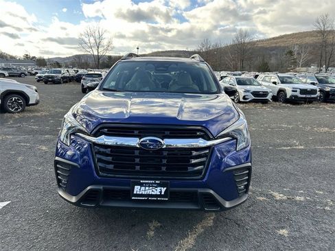 New 2026 Subaru Ascent Limited image 3