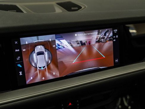 Certified 2025 Porsche Cayenne image 28