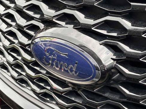 Certified 2022 Ford Explorer ST w/ Equipment Group 401A AWD/4WD image 5