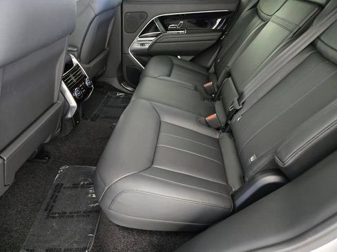 Certified 2024 Land Rover Range Rover SE AWD/4WD image 5