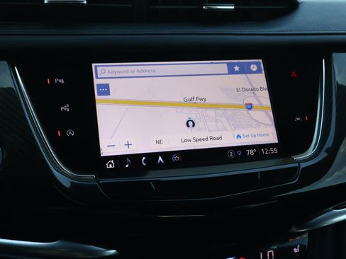 Certified 2023 Cadillac XT6 Sport w/ Technology Package image 34