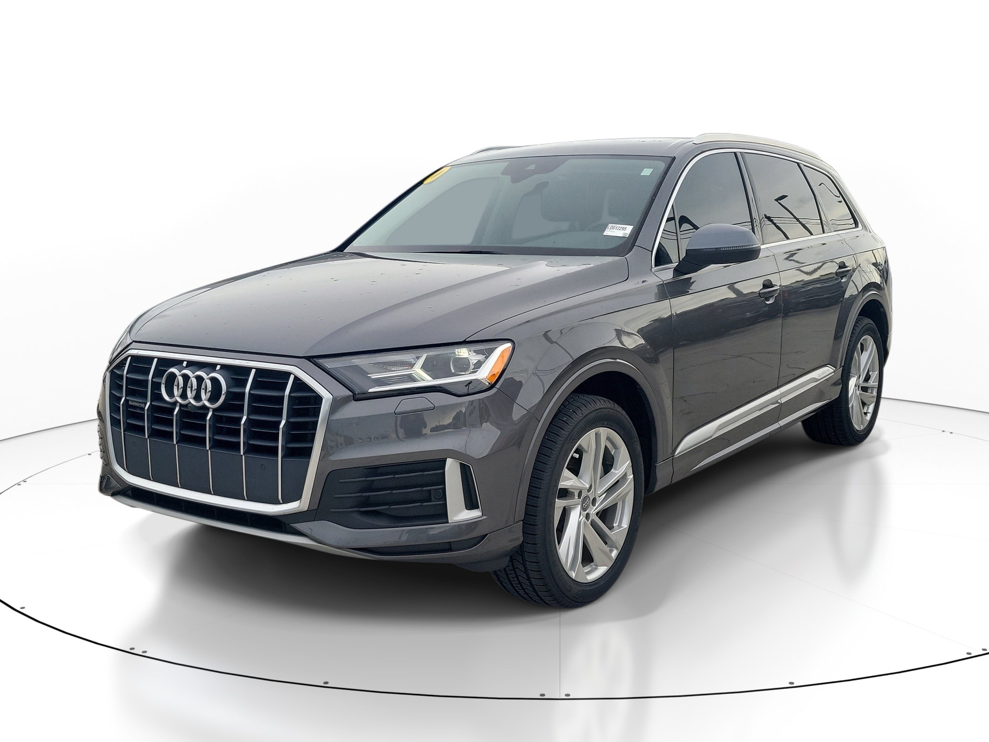 Used 2020 Audi Q7 2.0T Premium w/ Convenience Package AWD/4WD image 3