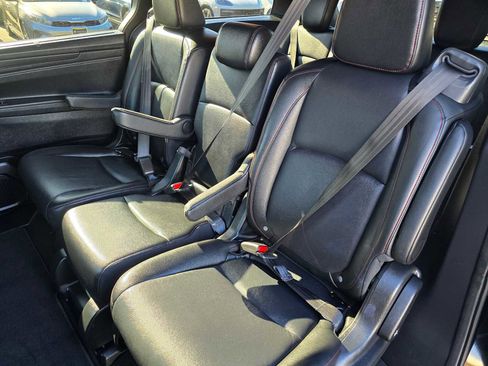 Used 2025 Honda Odyssey Sport-L image 18