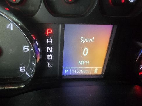 Used 2018 Chevrolet Silverado 1500 W/T RWD image 14