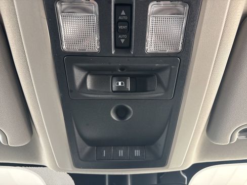 Used 2018 RAM 1500 Big Horn image 17