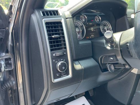 Used 2017 RAM 1500 Limited image 22