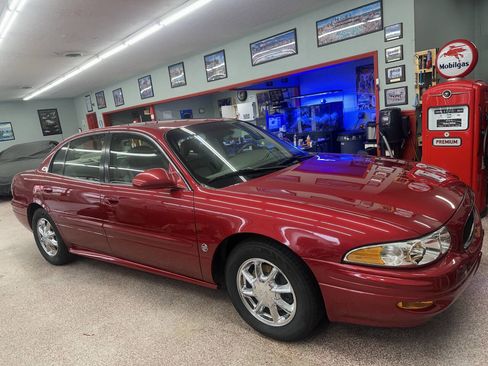 Used 2003 Buick Le Sabre Limited w/ Celebration Edition Package image 2