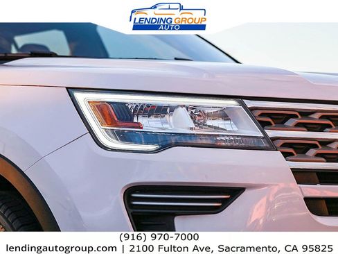 Used 2018 Ford Explorer XLT FWD image 7