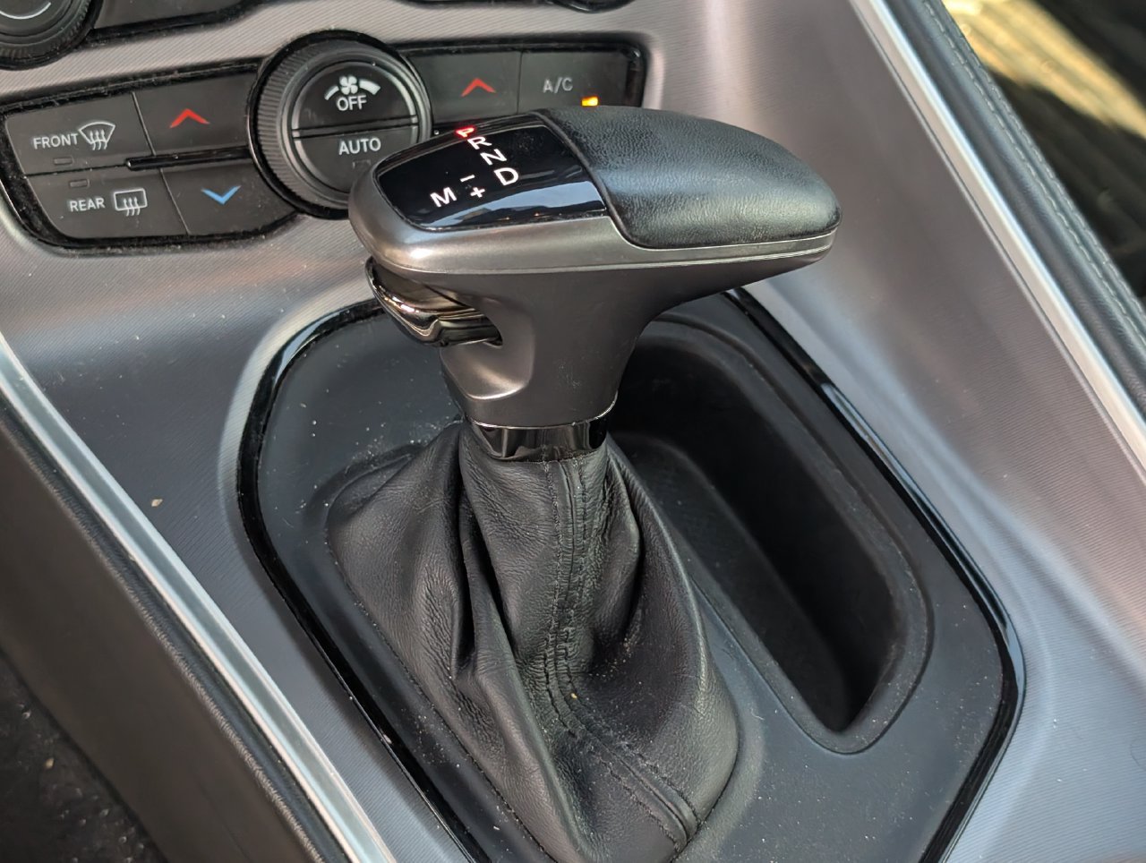 Used 2020 Dodge Challenger R/T RWD image 19