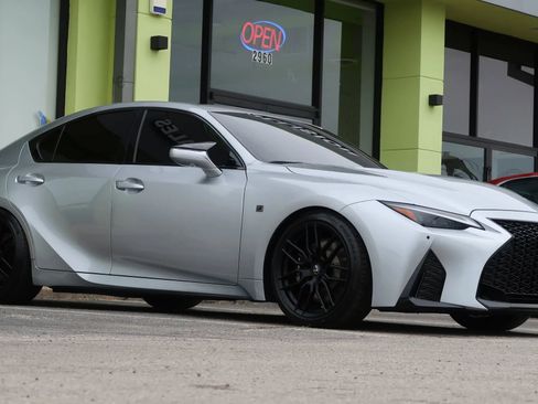 Used 2023 Lexus IS 500 image 6