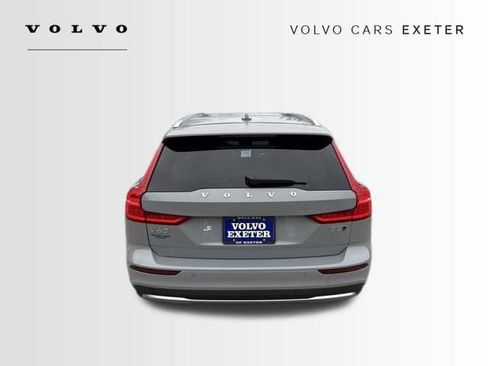 New 2026 Volvo V60 B5 Cross Country Ultra w/ Climate Package image 3