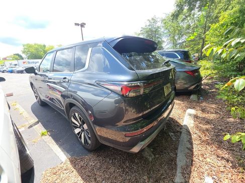 Used 2025 Mitsubishi Outlander SE AWD/4WD image 8