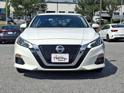 Used 2022 Nissan Altima 2.5 SL image 2
