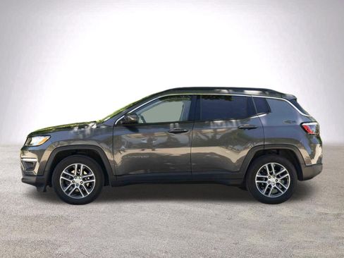 Used 2020 Jeep Compass Latitude FWD image 6
