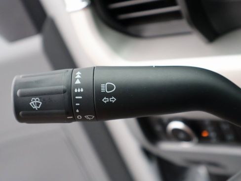 Used 2024 Ford F250 XLT w/ Snow Plow/Camper Package image 34