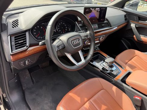Used 2023 Audi Q5 2.0T Premium w/ Convenience Package AWD/4WD image 17