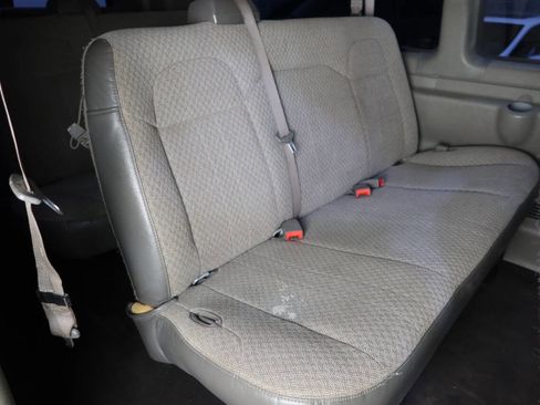 Used 2019 Chevrolet Express 3500 LT w/ LT Preferred Equipment Group image 16