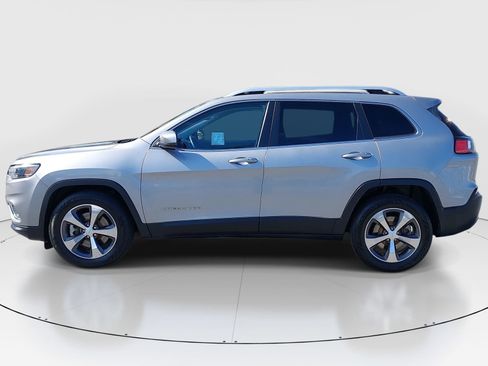 Used 2019 Jeep Cherokee Limited FWD image 4