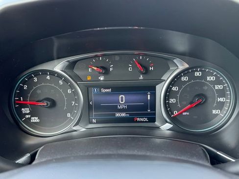 Used 2023 Chevrolet Equinox LT image 23