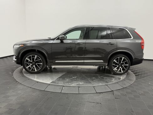 Certified 2023 Volvo XC90 B6 Plus w/ Protection Package Premier AWD/4WD image 4