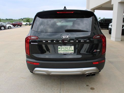 Used 2020 Kia Telluride S FWD image 8