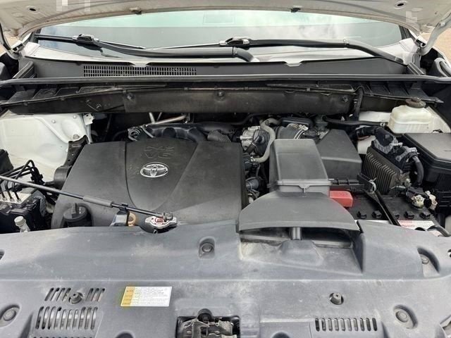 Used 2019 Toyota Highlander Limited Platinum AWD/4WD image 15