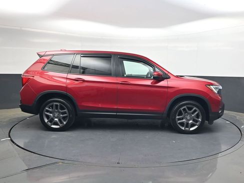 Used 2023 Honda Passport EX-L image 3