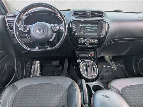 Used 2019 Kia Soul ! image 15