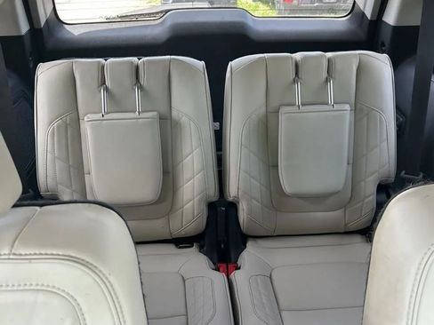 Used 2017 Ford Explorer Platinum AWD/4WD image 25