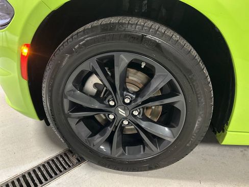 Used 2023 Dodge Charger SXT w/ Blacktop Package image 9