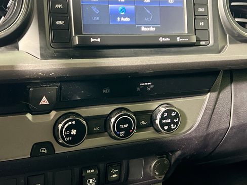 Used 2018 Toyota Tacoma SR5 image 26