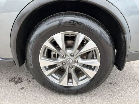 Used 2018 Nissan Murano S w/ Cargo Package FWD image 25