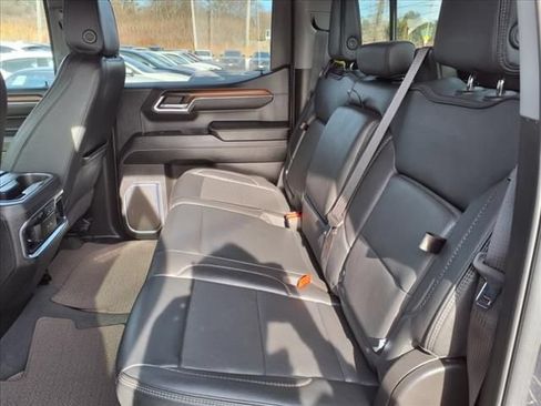 Used 2024 GMC Sierra 1500 Denali w/ Technology Package AWD/4WD image 15