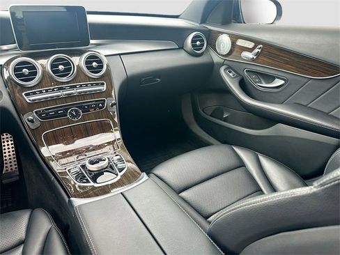 Used 2018 Mercedes-Benz C 300 4MATIC Sedan image 21