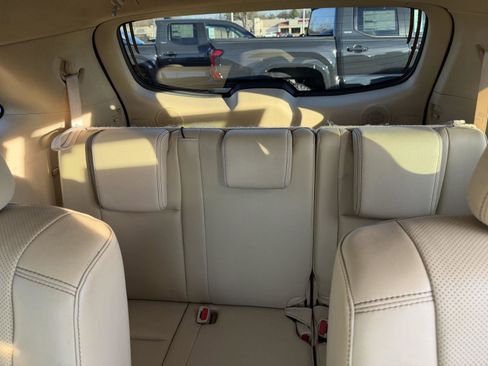 Used 2015 Toyota Highlander Limited image 19