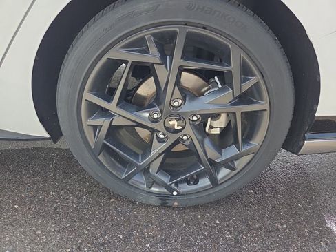 Used 2025 Hyundai Elantra N Line FWD image 9