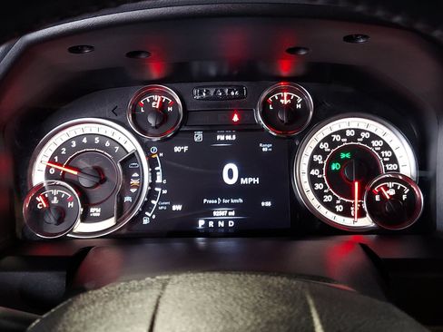 Used 2018 RAM 1500 Lone Star AWD/4WD image 19