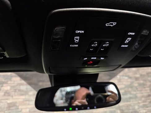 Used 2025 Toyota Sienna XSE w/ XSE Plus Package AWD/4WD image 26