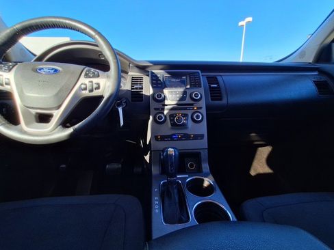 Used 2018 Ford Flex SE image 18