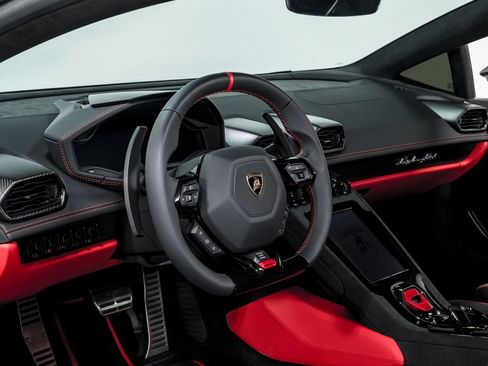 Used 2024 Lamborghini Huracan Tecnica RWD image 12