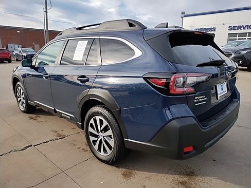 Certified 2025 Subaru Outback Premium w/ Popular Package #1A image 10