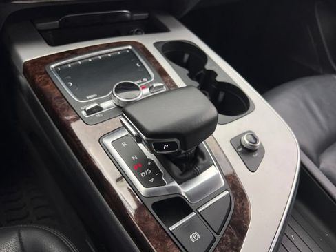 Used 2019 Audi Q7 2.0T Premium w/ Convenience Package AWD/4WD image 27