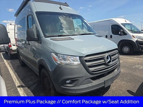 Used 2023 Mercedes-Benz Sprinter 2500 image 4