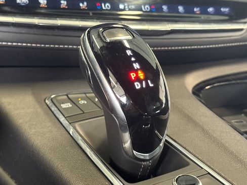 Used 2021 Cadillac Escalade ESV Sport w/ Driver Assist Tech Package AWD/4WD image 30