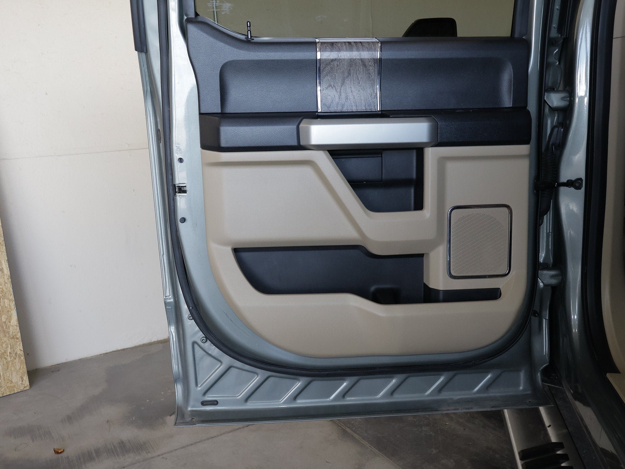 Certified 2019 Ford F250 Lariat w/ Chrome Package AWD/4WD image 38