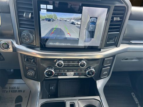 Certified 2022 Ford F150 Lariat w/ Equipment Group 502A High image 24